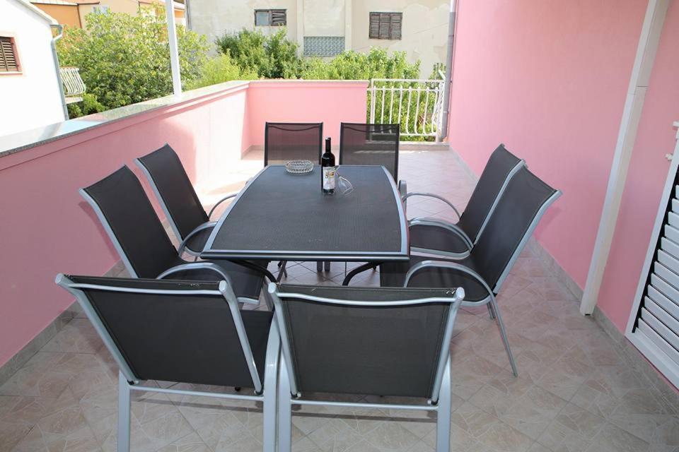 Ivic Apartments Vodice Croatia Exterior foto